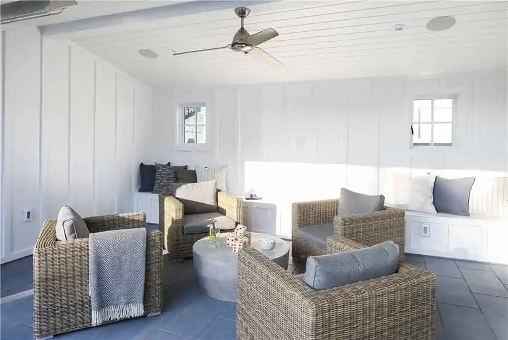 Endüstriyel Tarzlı Modern Bir Çiftlik Evi