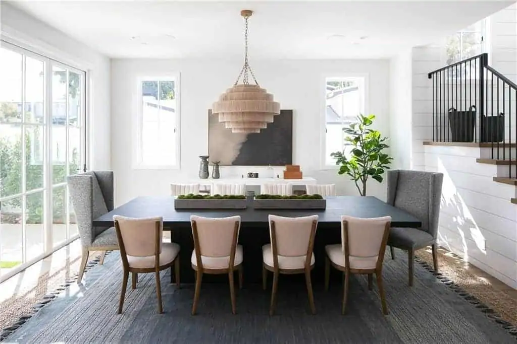 Endüstriyel Tarzlı Modern Bir Çiftlik Evi