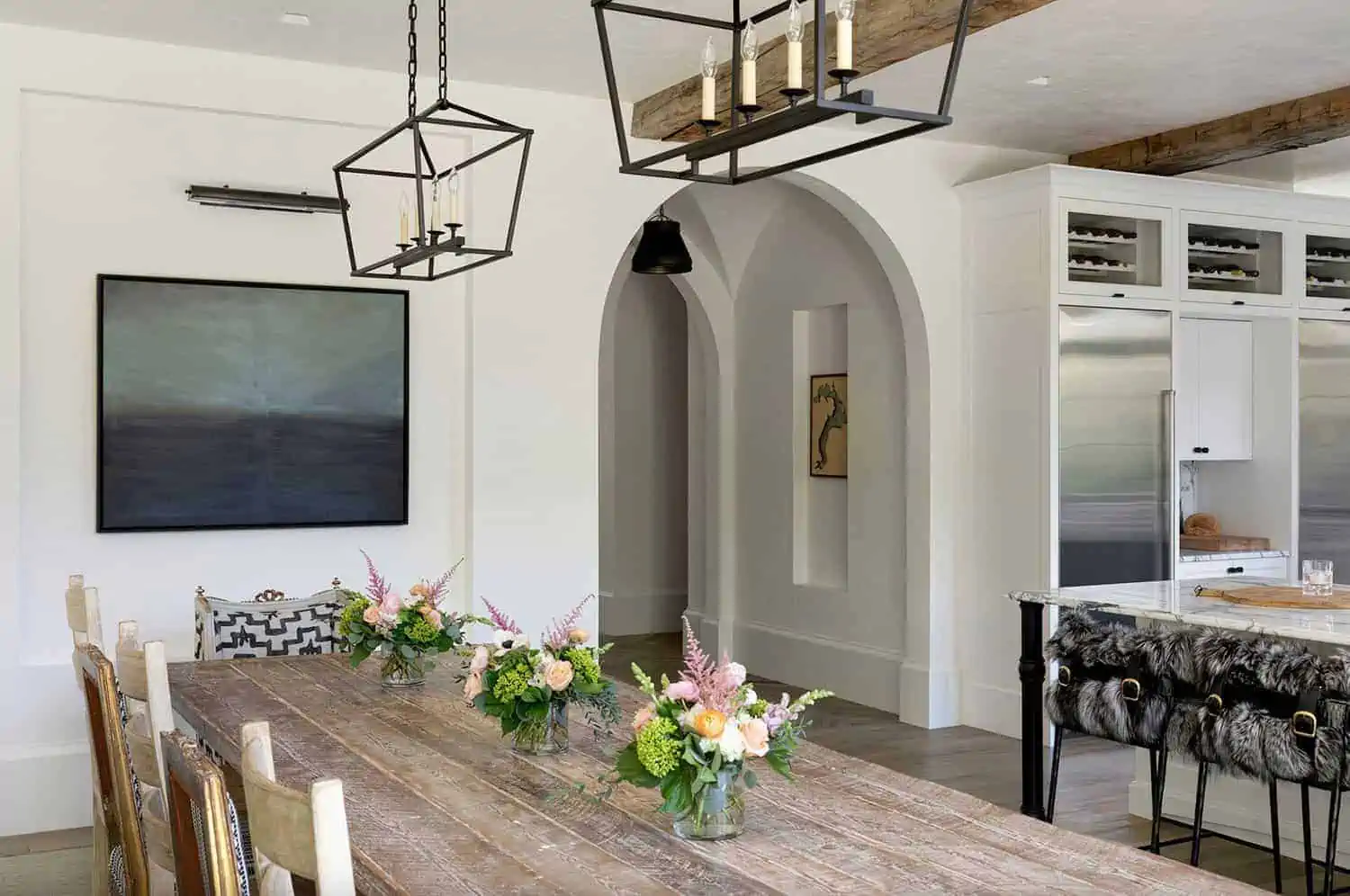 Etrafı Ağaçlarla Çevrili Muhteşem Bir Villa