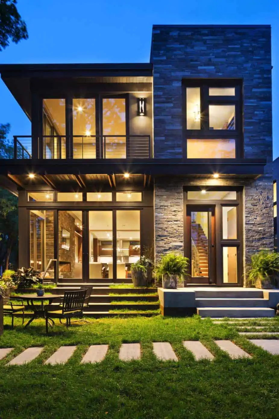 Pastoral ve Modern Tarzı Buluşturan Göl Evi