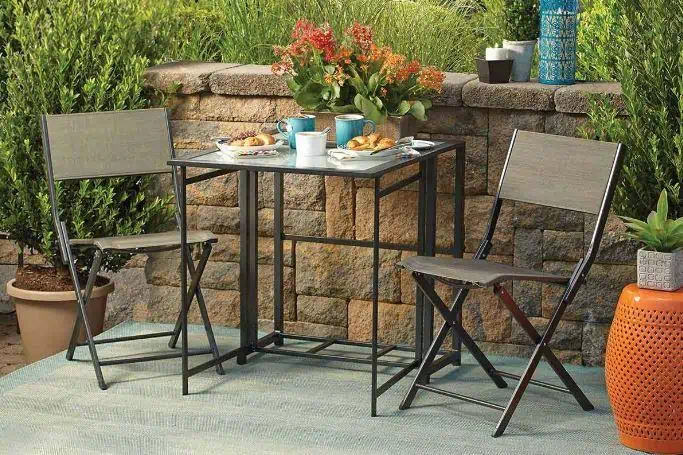 Balkon Masası Nasıl Olmalıdır?